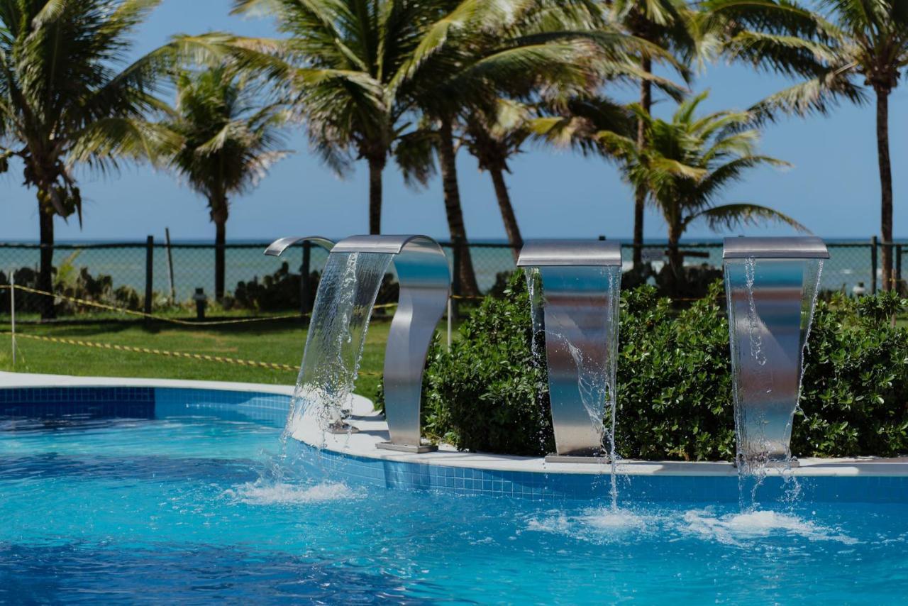 Flat Guarajuba Beira Da Praia Pe Na Areia Экстерьер фото