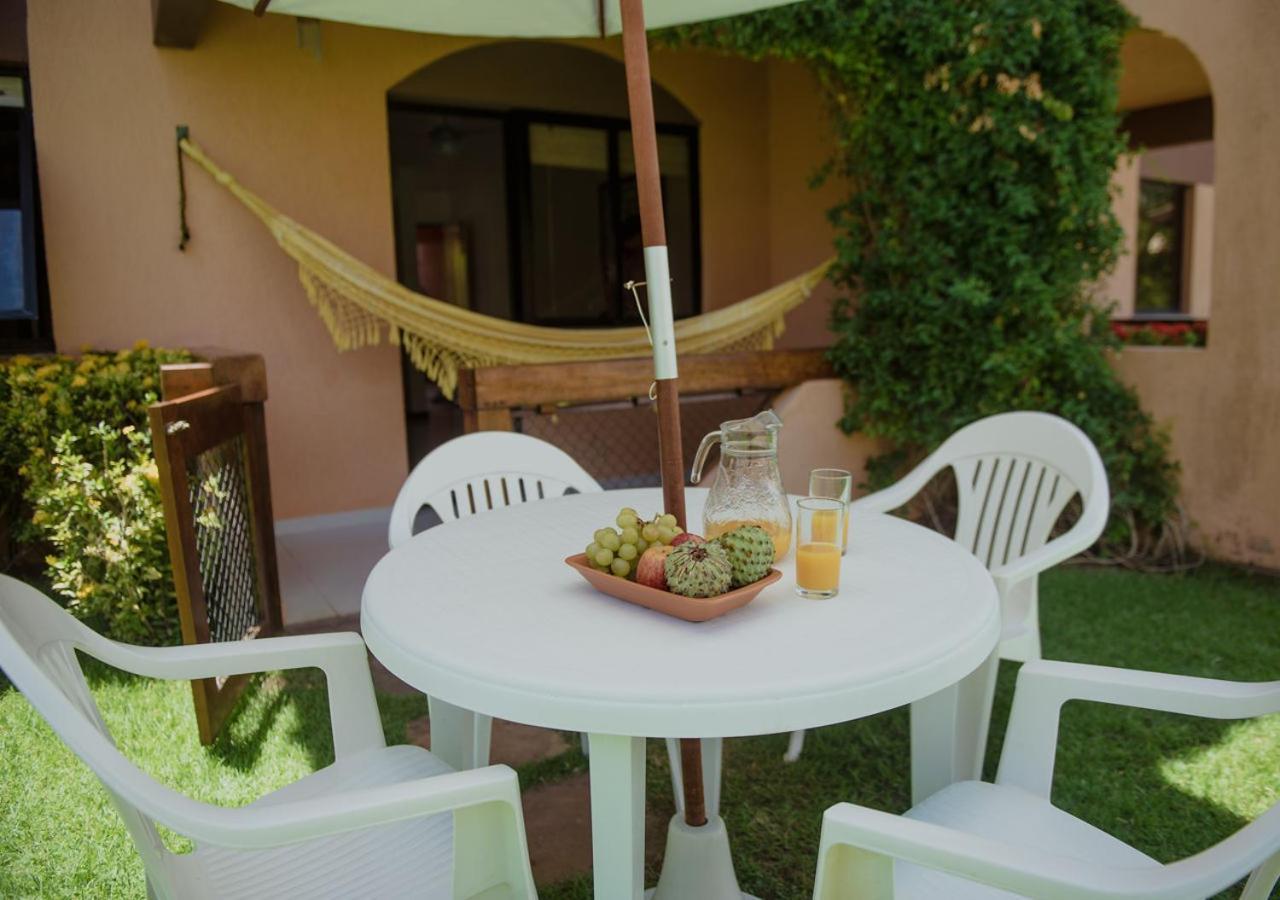 Flat Guarajuba Beira Da Praia Pe Na Areia Экстерьер фото
